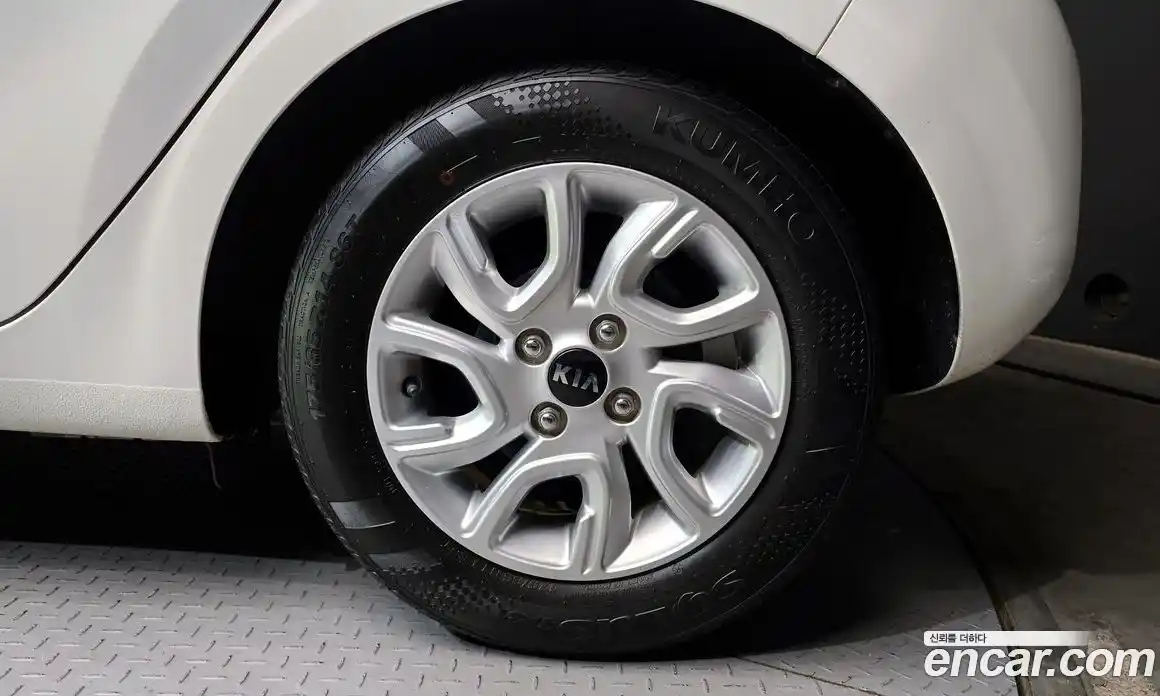 Kia Morning 2019 1.0 Автомат в Москве № 798166, фото 5