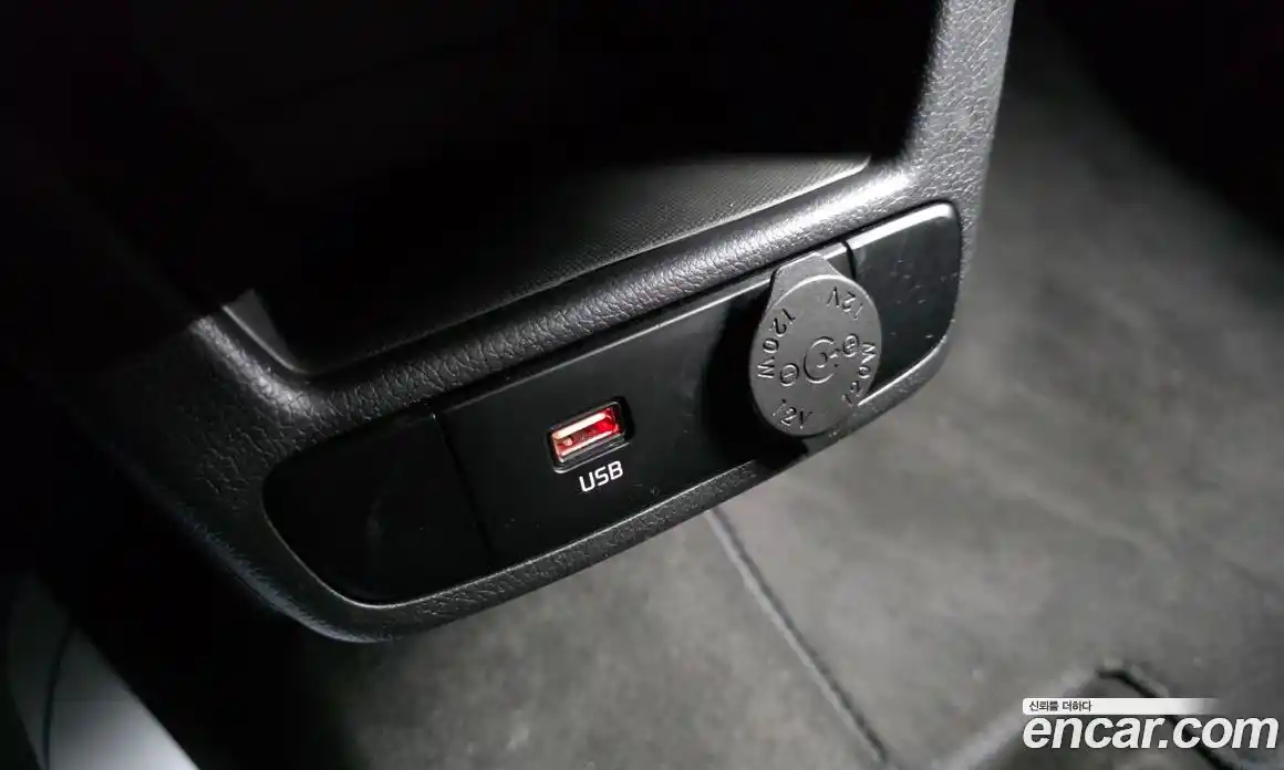 Kia Ray 2022 1.0 Автомат в Москве № 798316, фото 16