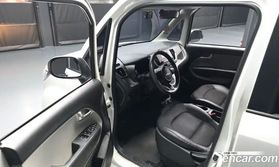 Kia Ray 2022 1.0 Автомат в Москве № 798316, фото 10