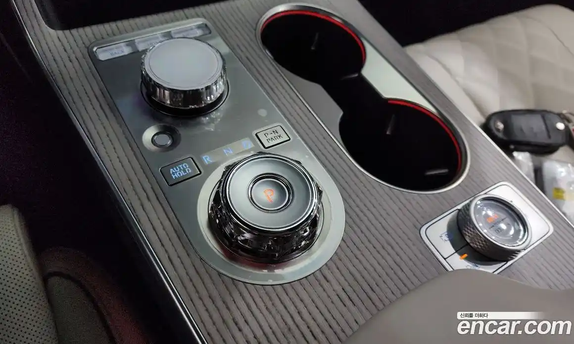 Genesis GV80 2025 2.5 Классический в Москве № 798659, фото 9