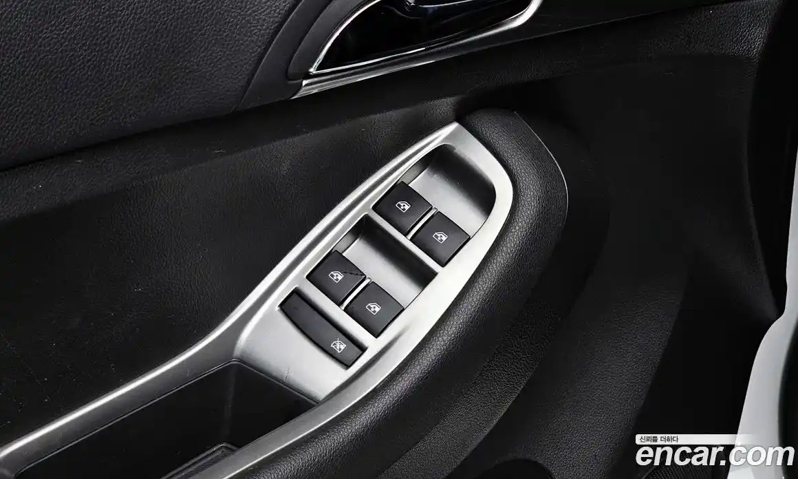 Chevrolet Orlando 2016 1.6 Автомат в Москве № 799735, фото 18