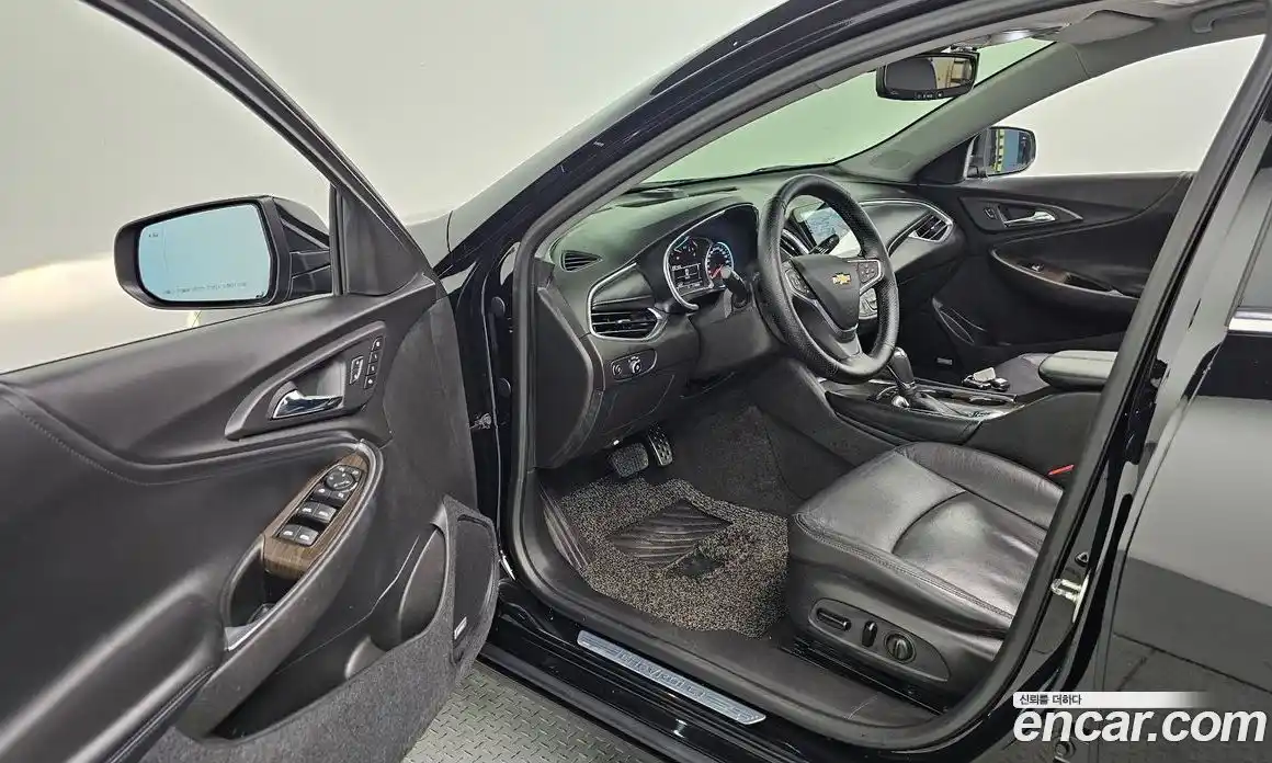 Chevrolet Malibu 2017 1.5 Автомат в Москве № 799843, фото 10