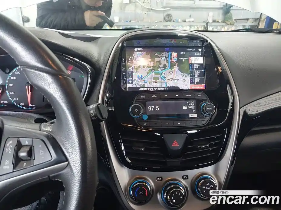 Chevrolet Spark 2018 1.0 Механическая в Москве № 799985, фото 11