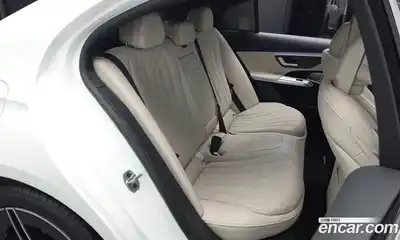 Mercedes-Benz E-Class 2025 2.0 Автомат в Москве № 800590, миниатюра 11