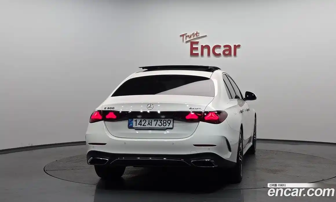 Mercedes-Benz E-Class 2025 2.0 Автомат в Москве № 800590, фото 3