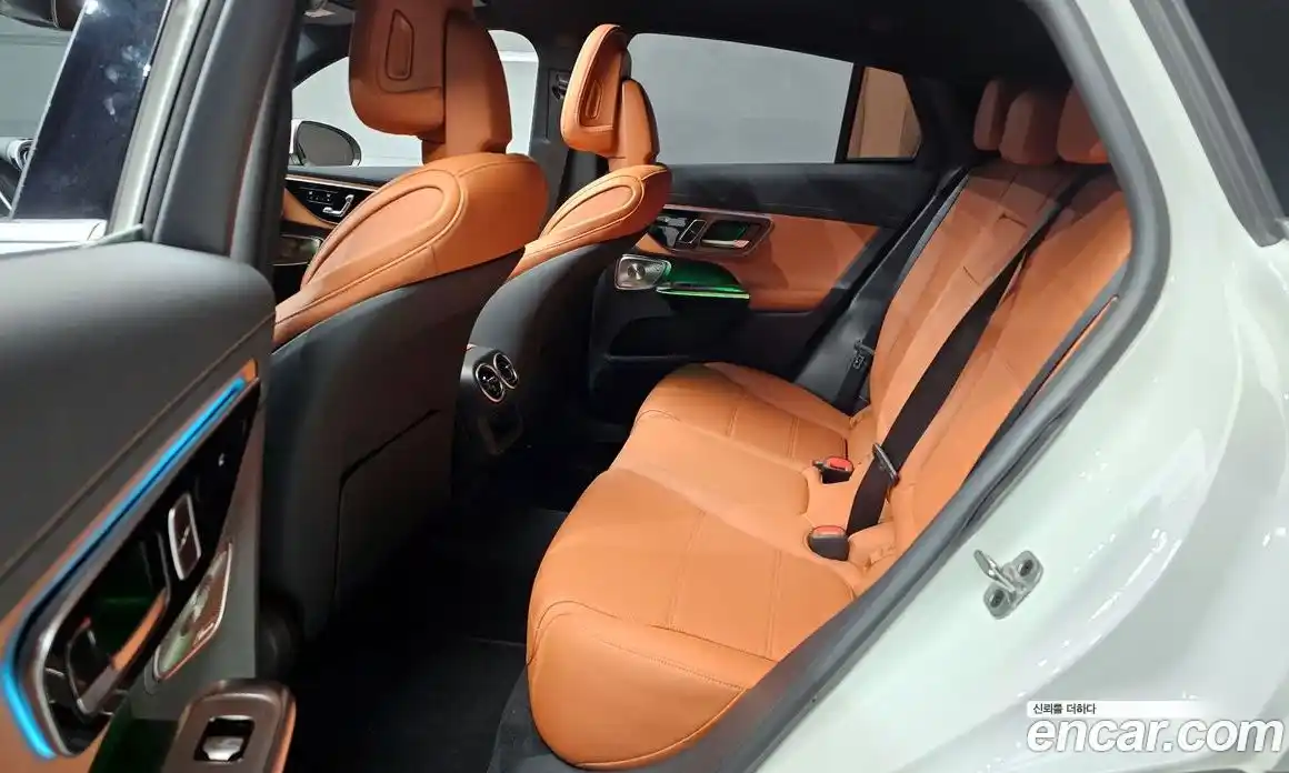 Mercedes-Benz GLC-Class 2024 2.0 Автомат в Москве № 800688, фото 13