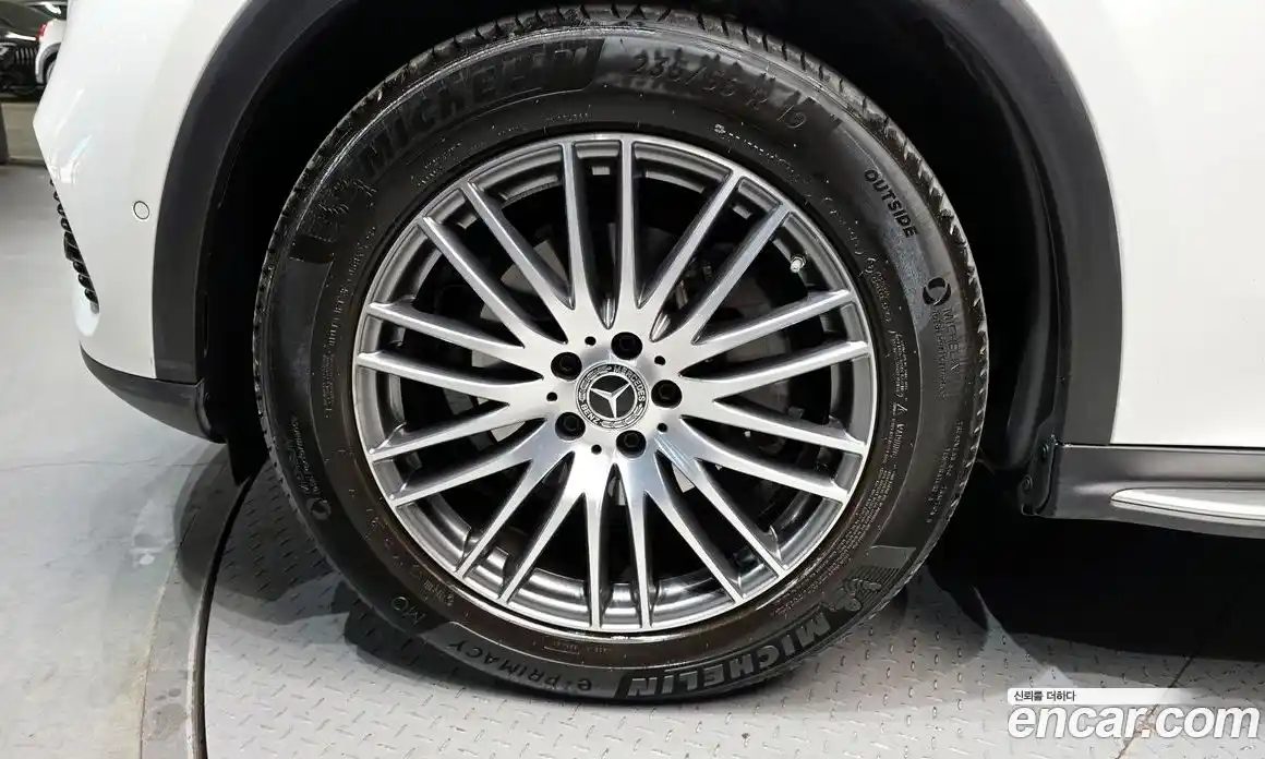 Mercedes-Benz GLC-Class 2024 2.0 Автомат в Москве № 800688, фото 5