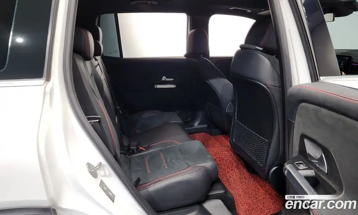 Mercedes-Benz GLB-Class 2020 2.0 Автомат в Москве № 801136, фото 11