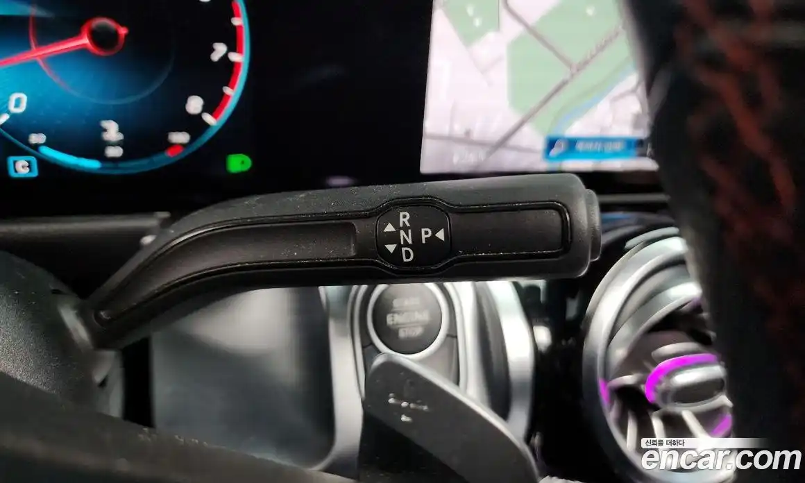 Mercedes-Benz GLB-Class 2020 2.0 Автомат в Москве № 801136, фото 8