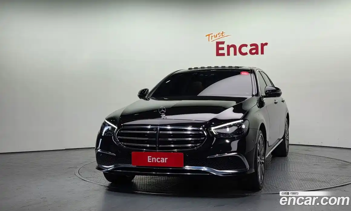 Mercedes-Benz E-Class 2022 2.0 Автомат в Москве № 801192, фото 3