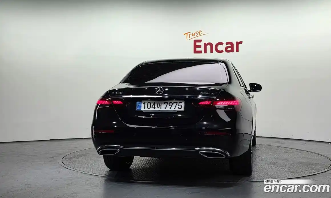 Mercedes-Benz E-Class 2022 2.0 Автомат в Москве № 801192, фото 4