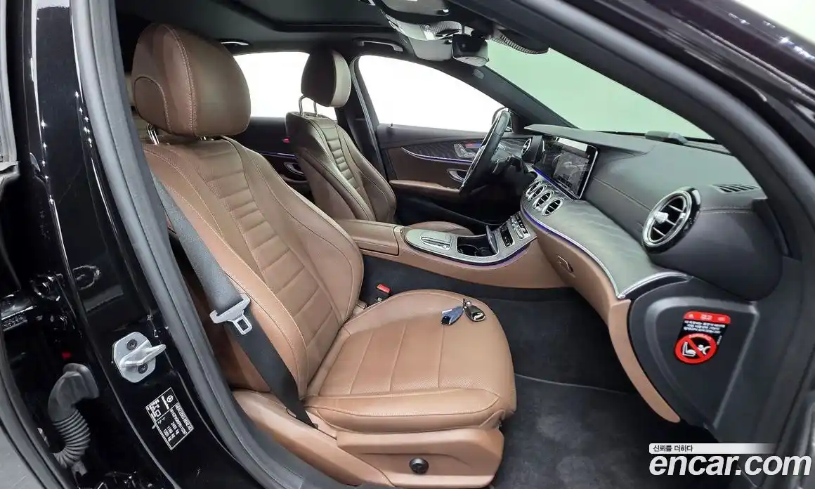 Mercedes-Benz E-Class 2022 2.0 Автомат в Москве № 801192, фото 10