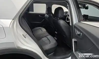 Audi Q2 2023 2.0 Автомат в Москве № 801384, миниатюра 12