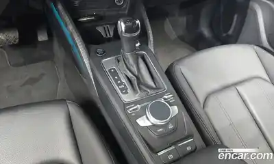 Audi Q2 2023 2.0 Автомат в Москве № 801384, миниатюра 9