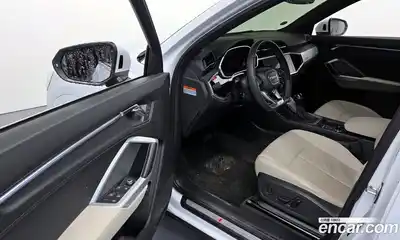 Audi Q3 2023 2.0 Автомат в Москве № 801516, миниатюра 10