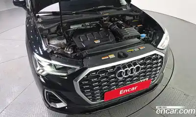 Audi Q3 2022 2.0 Автомат в Москве № 801587, миниатюра 6