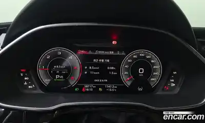 Audi Q3 2022 2.0 Автомат в Москве № 801587, миниатюра 8