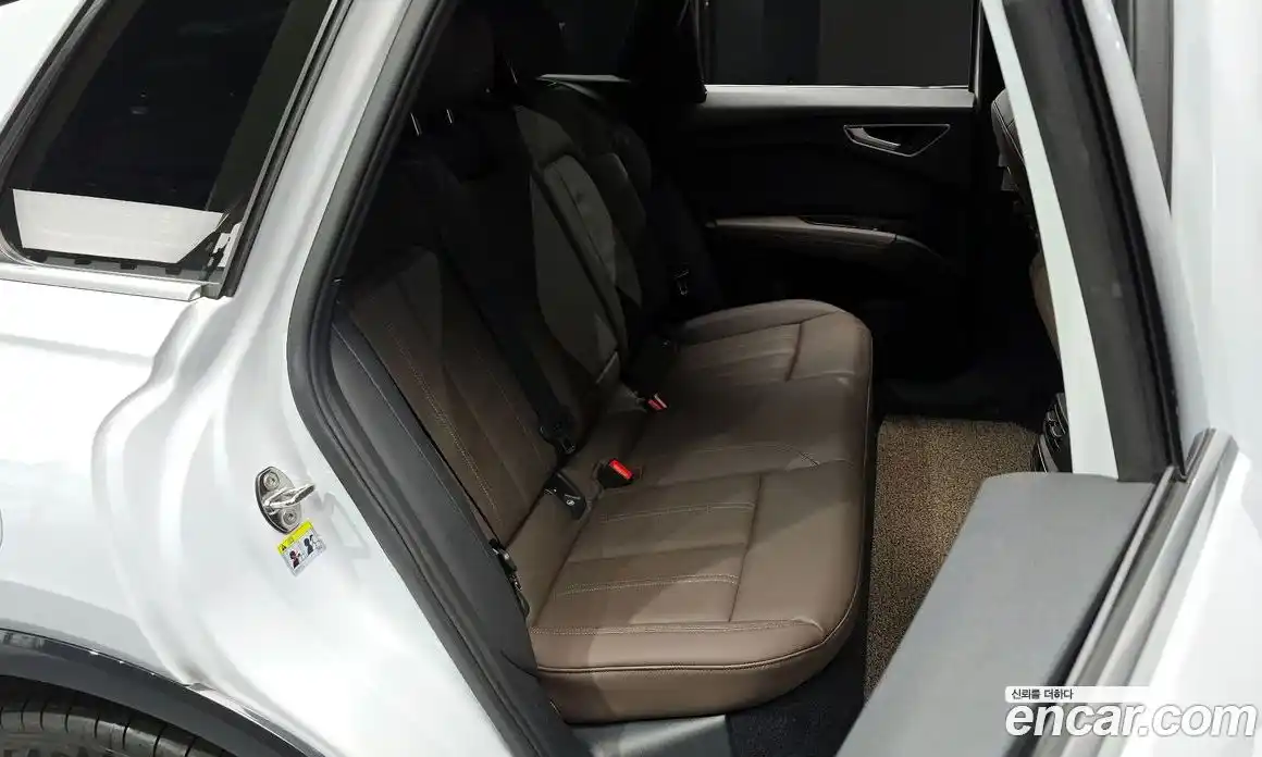 Audi Q4 e-tron 2022 0.2 Автомат в Москве № 801633, фото 12