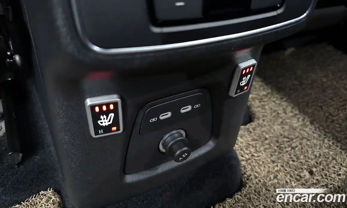 Audi Q4 e-tron 2022 0.2 Автомат в Москве № 801633, фото 18