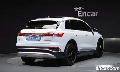 Audi Q4 e-tron 2022 0.2 Автомат в Москве № 801633, миниатюра 2