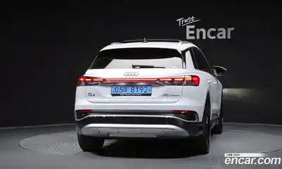 Audi Q4 e-tron 2022 0.2 Автомат в Москве № 801633, миниатюра 4