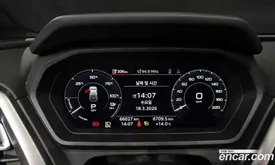 Audi Q4 e-tron 2022 0.2 Автомат в Москве № 801633, миниатюра 8