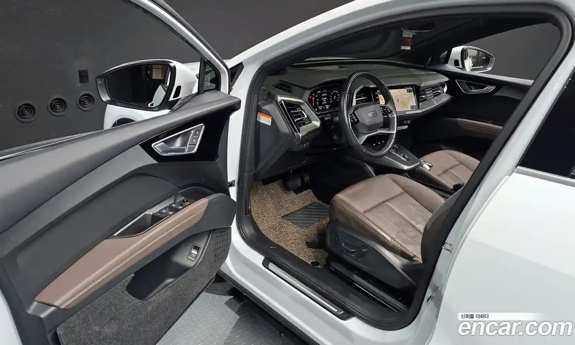 Audi Q4 e-tron 2022 0.2 Автомат в Москве № 801633, фото 10