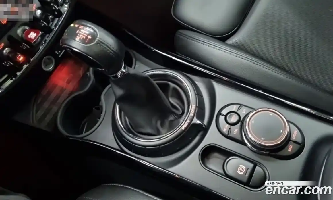 Mini Clubman 2017 1.5 Автомат в Москве № 802536, фото 9