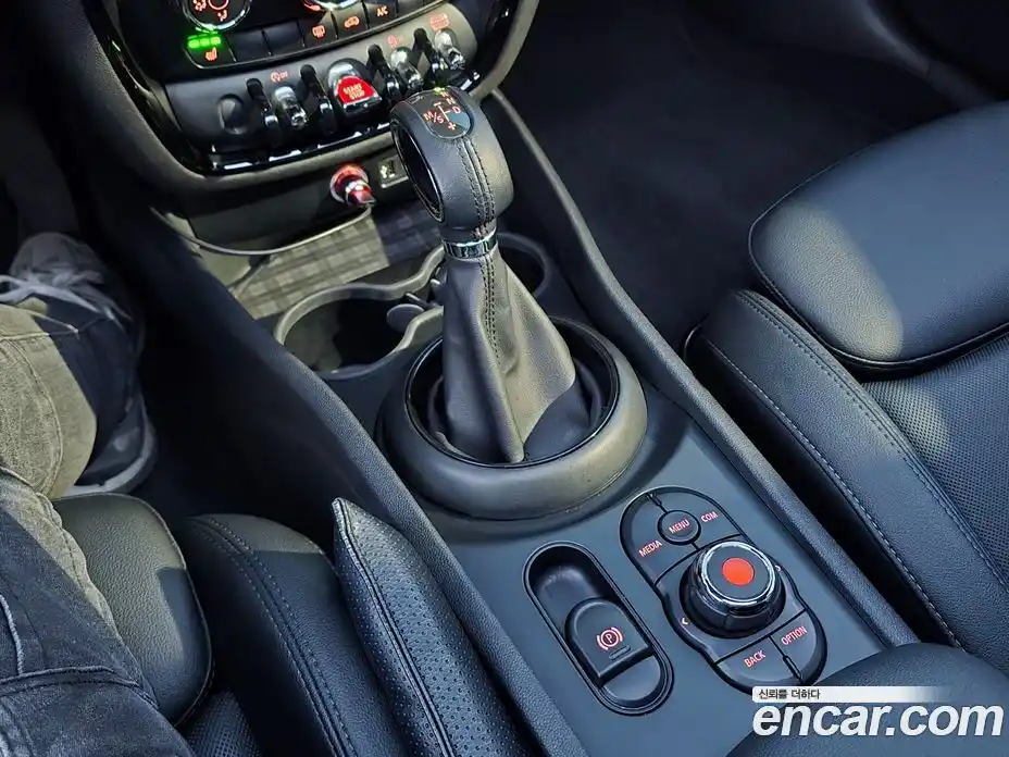 Mini Clubman 2018 2.0 Автомат в Москве № 802576, фото 13