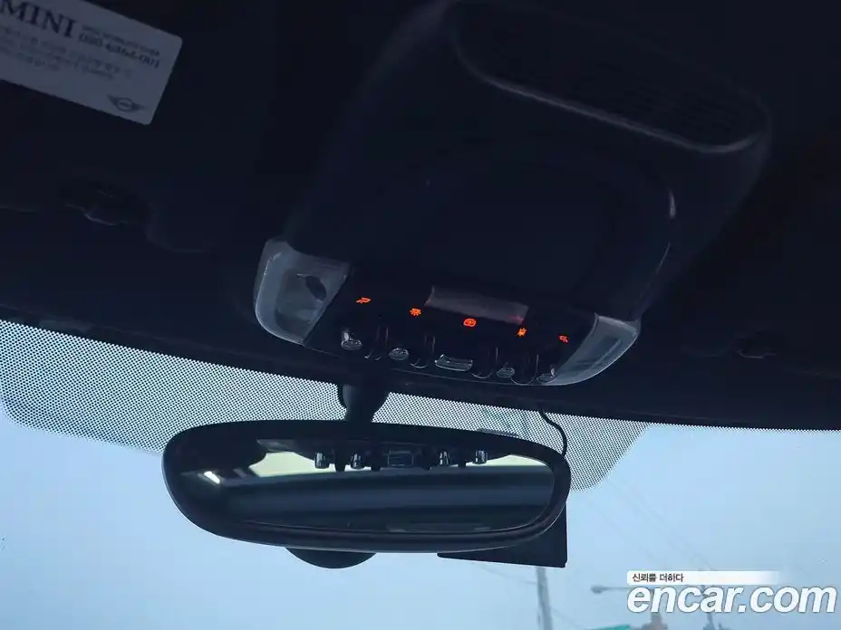 Mini Clubman 2018 2.0 Автомат в Москве № 802576, фото 15