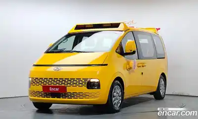 Hyundai Staria, 2023