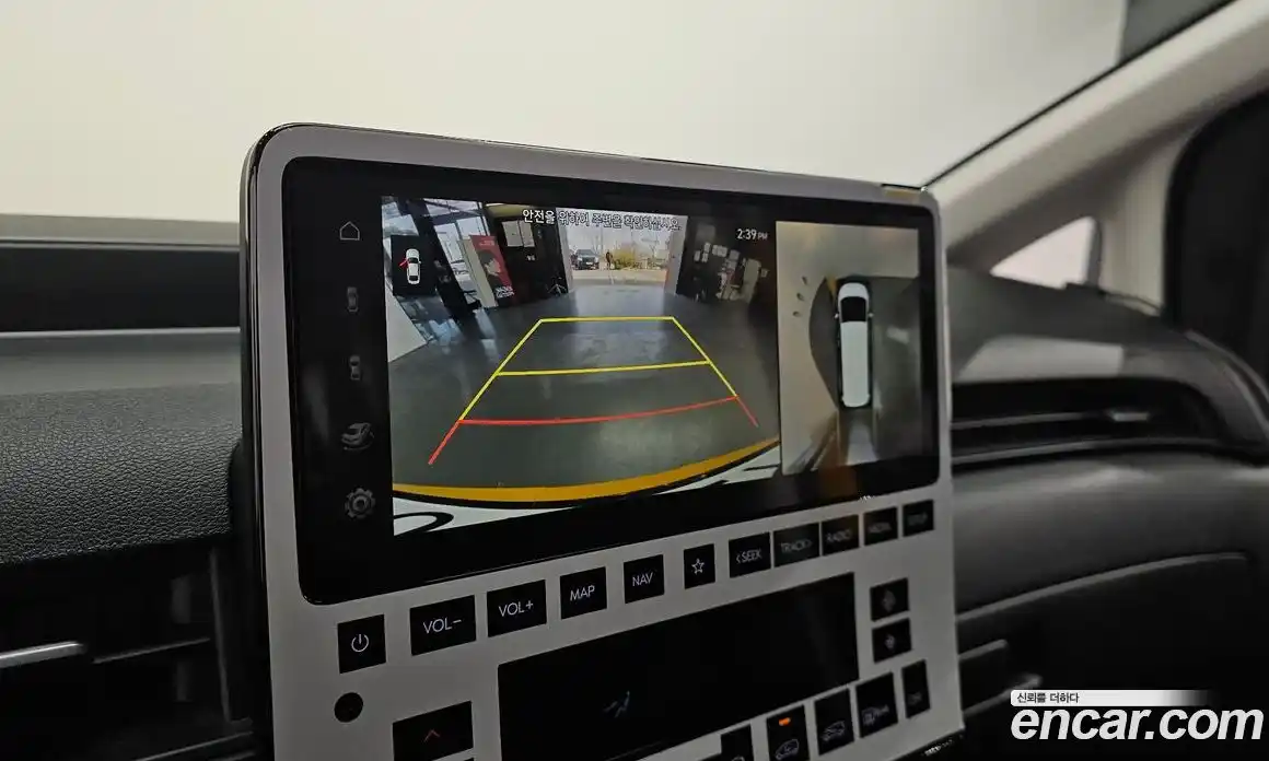 Hyundai Staria 2023 3.5 Автомат в Москве № 813549, фото 16