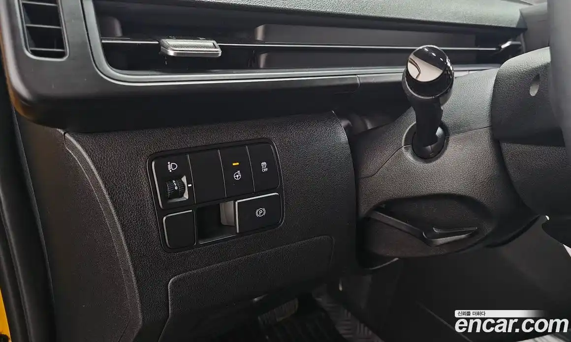 Hyundai Staria 2023 3.5 Автомат в Москве № 813549, фото 17