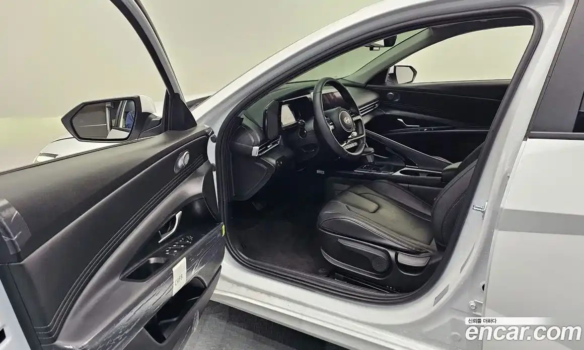 Hyundai Avante 2025 1.6 Автомат в Москве № 813587, фото 11