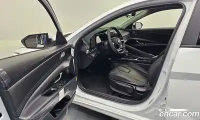 Hyundai Avante 2025 1.6 Автомат в Москве № 813587, миниатюра 11