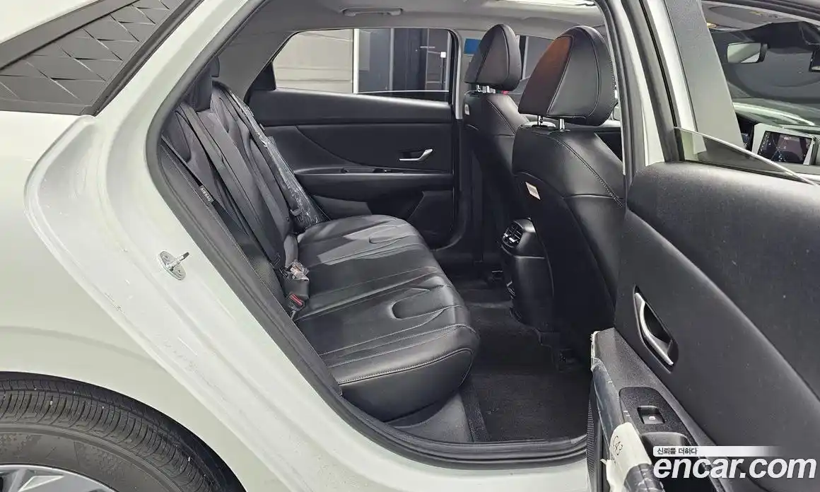 Hyundai Avante 2025 1.6 Автомат в Москве № 813587, фото 10