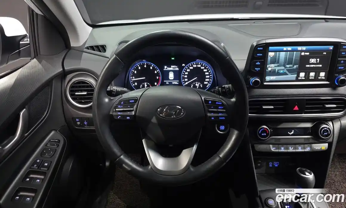 Hyundai Kona 2019 1.6 Автомат в Москве № 813791, фото 13