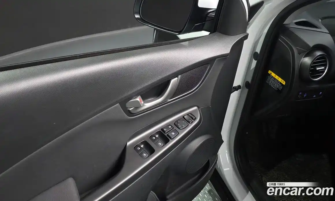 Hyundai Kona 2019 1.6 Автомат в Москве № 813791, фото 14