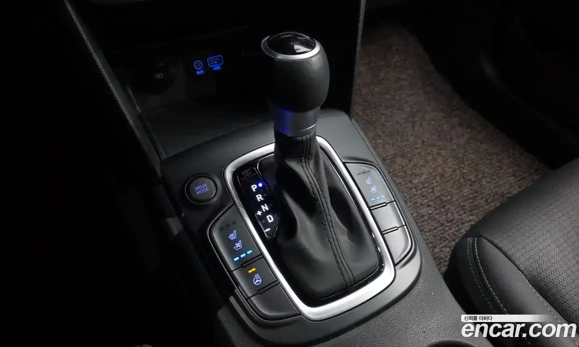 Hyundai Kona 2019 1.6 Автомат в Москве № 813791, фото 9