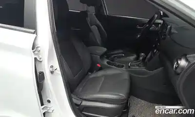 Hyundai Kona 2019 1.6 Автомат в Москве № 813791, миниатюра 10