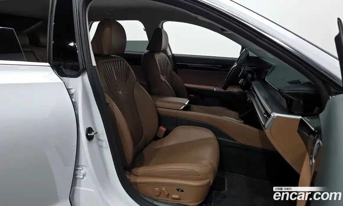 Hyundai Grandeur 2024 2.5 Автомат в Москве № 814035, фото 10