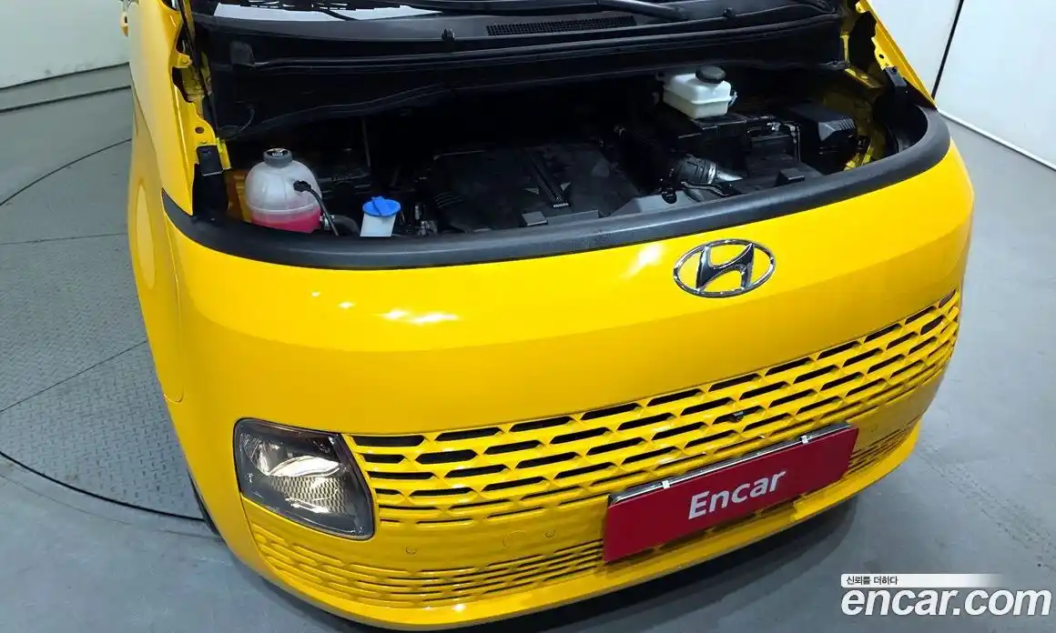 Hyundai Staria 2023 3.5 Автомат в Москве № 814041, фото 6