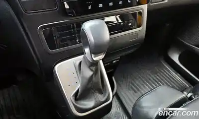 Hyundai Staria 2023 3.5 Автомат в Москве № 814041, миниатюра 9