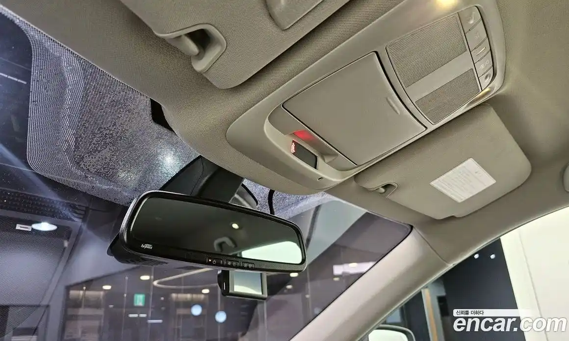 Renault QM6 2017 2.0 Автомат в Москве № 814220, фото 19