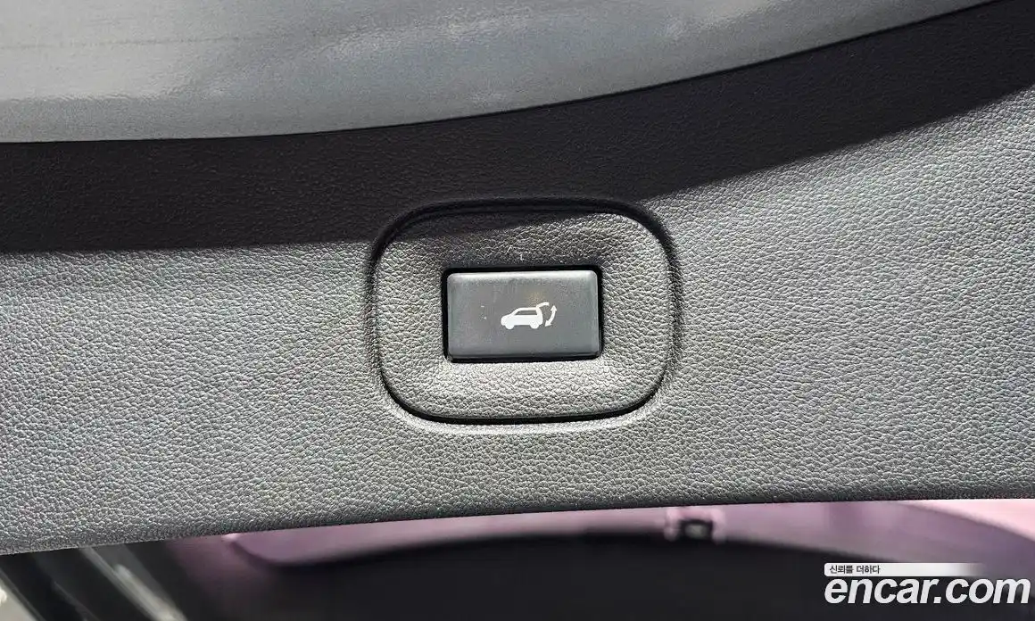 Renault QM6 2017 2.0 Автомат в Москве № 814220, фото 20