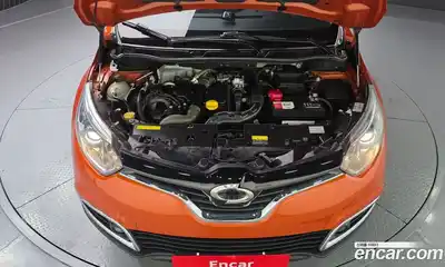 Renault QM3 2015 1.5 Автомат в Москве № 814419, миниатюра 6