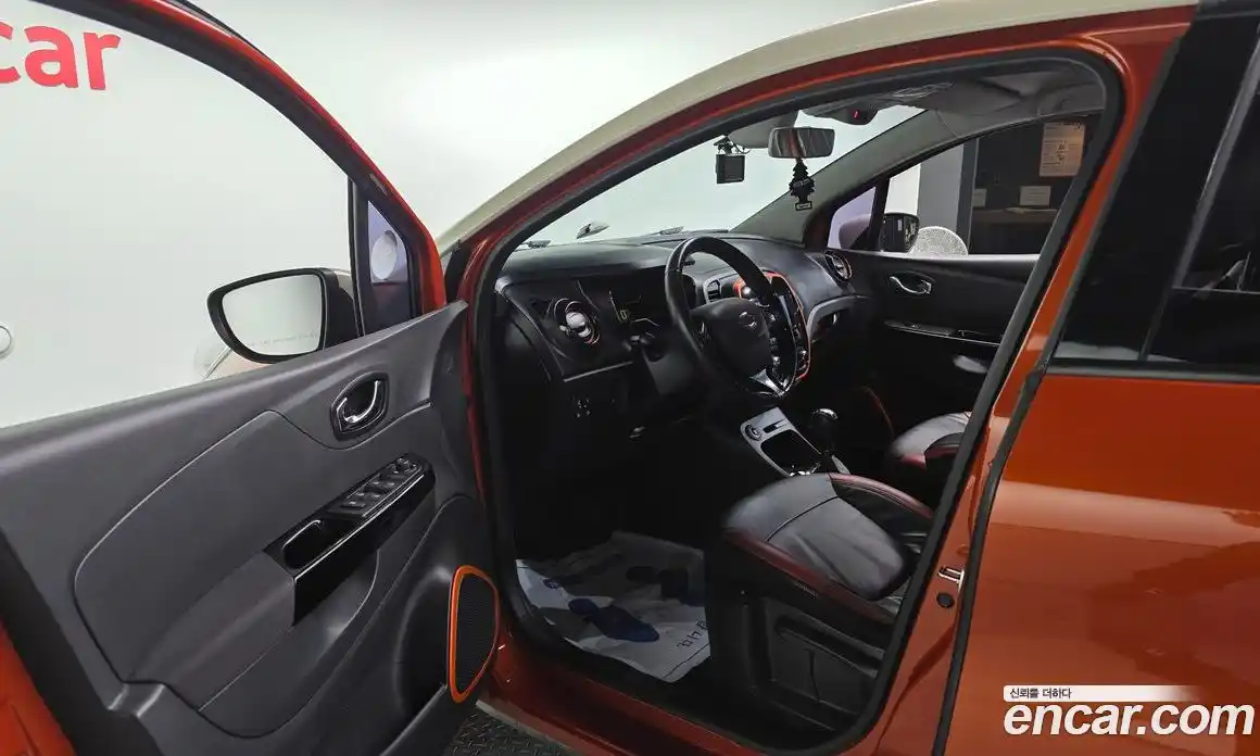 Renault QM3 2015 1.5 Автомат в Москве № 814419, фото 10