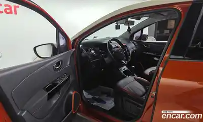 Renault QM3 2015 1.5 Автомат в Москве № 814419, миниатюра 10