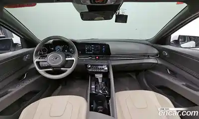 Hyundai Avante 2023 1.6 Автомат в Москве № 814436, миниатюра 6