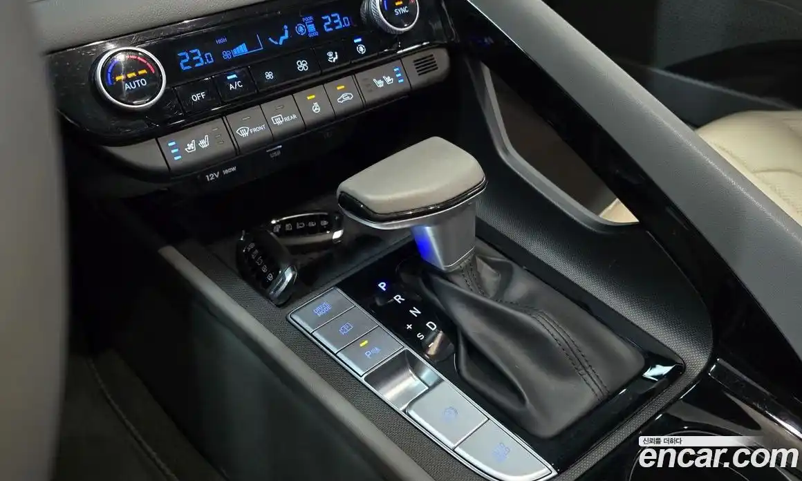 Hyundai Avante 2023 1.6 Автомат в Москве № 814436, фото 8